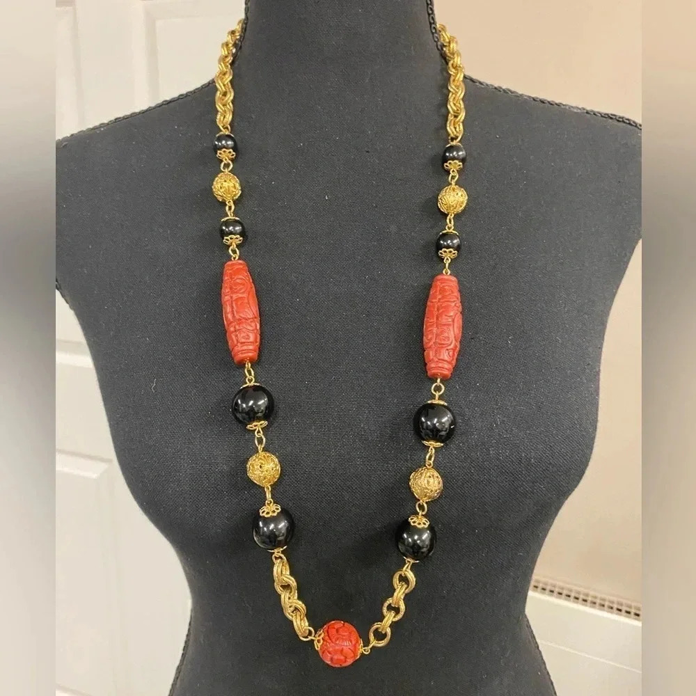 GOLD AND CORAL FASHION NECKLACE 33"